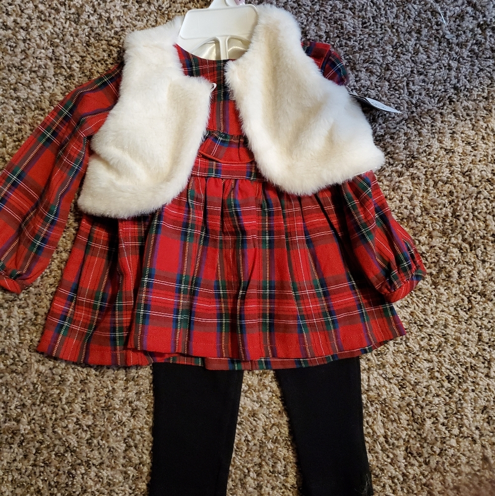 Crown and ivy 9 months 3 piece outfit